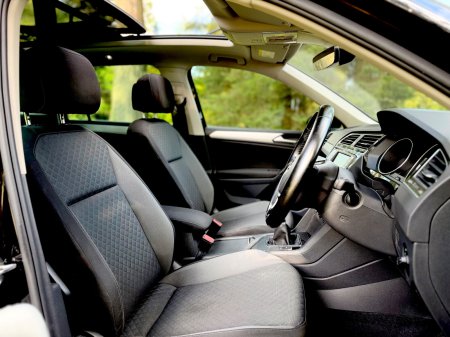 2017 Volkswagen Tiguan - photo 8