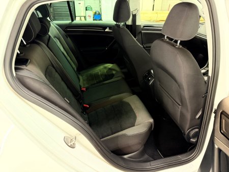 2017 Volkswagen Golf - photo 12