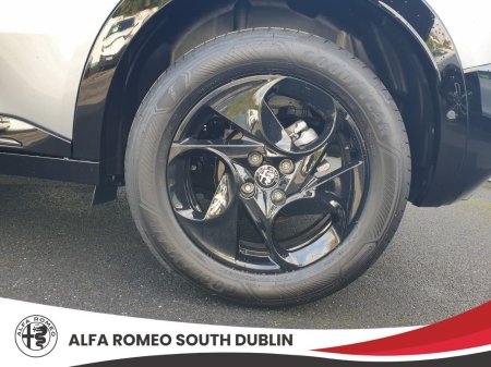 2026 Alfa Romeo Junior - photo 8