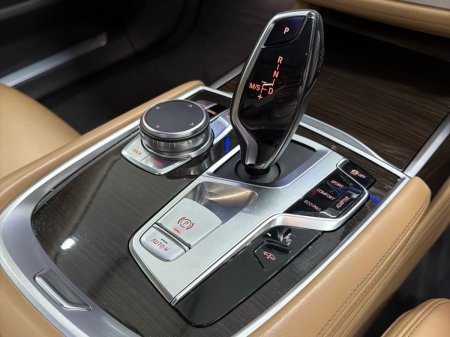 2018 BMW 7-Series - photo 9