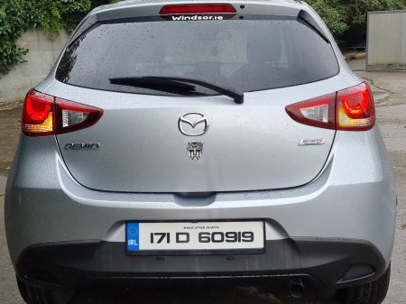 2017 Mazda Demio - photo 4