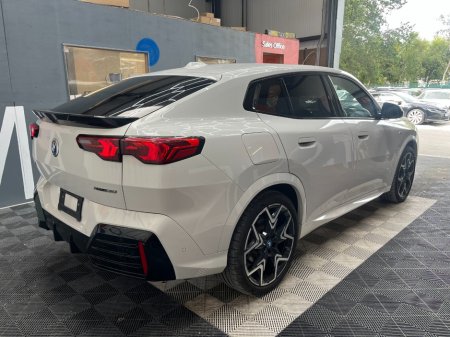 2024 BMW iX2 - photo 3
