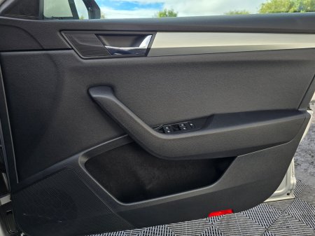 2016 Skoda Superb - photo 22