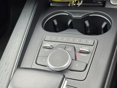 2016 Audi A4 - photo 22