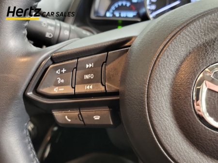 2024 Mazda Mazda2 - photo 23