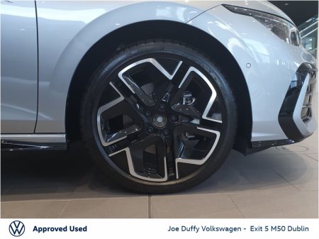 2026 Volkswagen Golf - photo 8