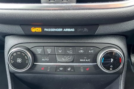2023 Ford Fiesta - photo 34