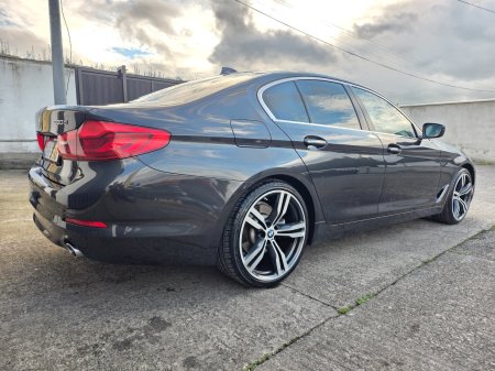 2018 BMW 5-Series - photo 7
