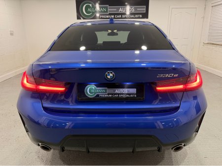 2025 BMW 3-Series - photo 21