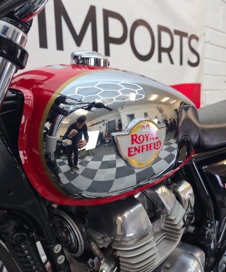 2025 ROYAL ENFIELD Interceptor 650 - photo 6