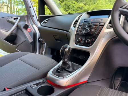 2011 Opel Astra - photo 19