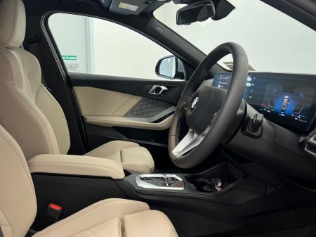 2026 BMW 1-Series - photo 7