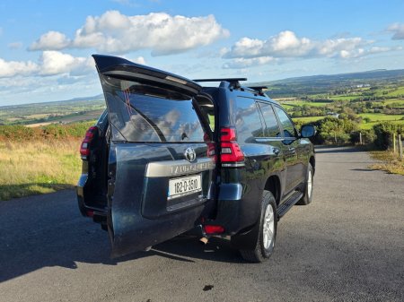 2018 Toyota Land Cruiser - photo 20
