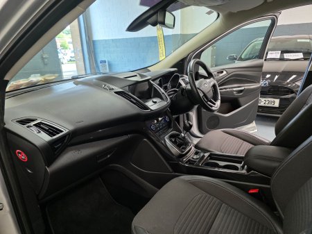 2017 Ford Kuga - photo 16