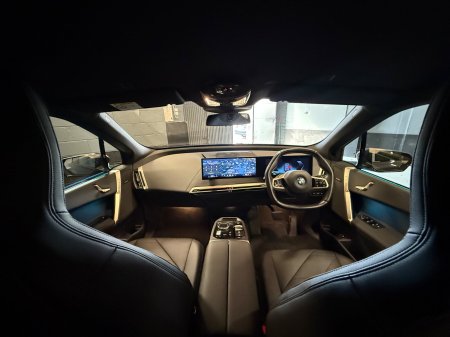 2023 BMW iX - photo 9