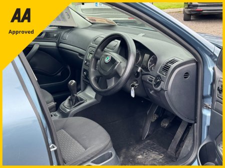 2011 Skoda Octavia - photo 5