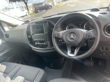 2025 Mercedes-Benz Vito - photo 10