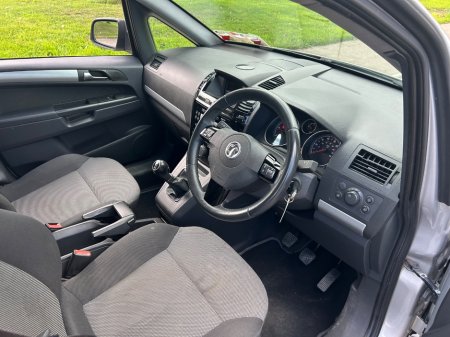 2013 Vauxhall Zafira - photo 5
