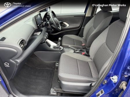 2023 Toyota Yaris - photo 11