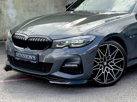 2022 BMW 3-Series - photo 5