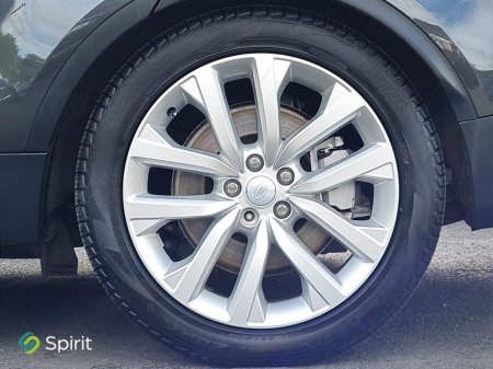 2024 Land Rover Discovery - photo 9