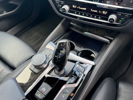 2019 BMW 5-Series - photo 20