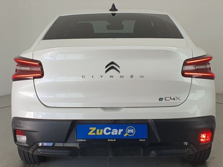 2023 Citroen e-C4 X - photo 4