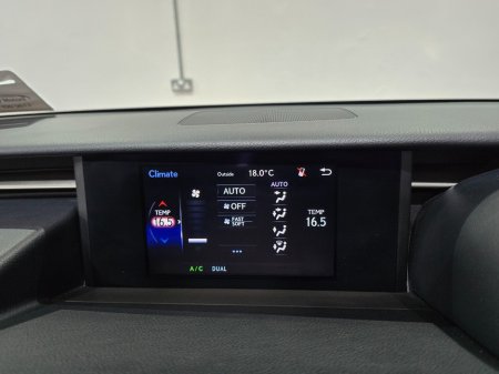 2016 Lexus IS - photo 17