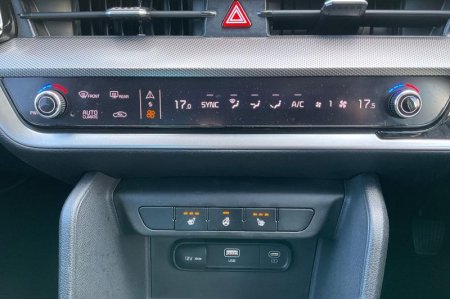 2023 Kia Sportage - photo 28