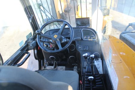 0 JCB  - photo 8