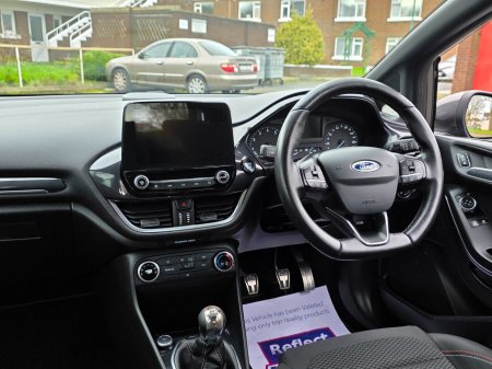 2018 Ford Fiesta - photo 23