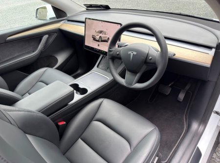 2022 Tesla Model Y - photo 12