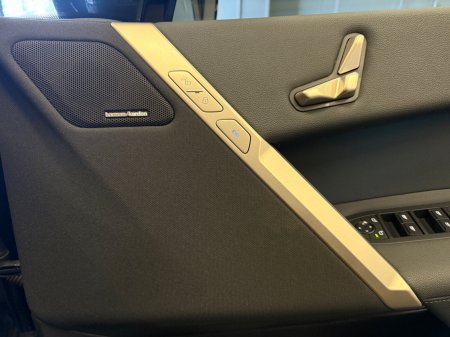 2023 BMW iX - photo 18