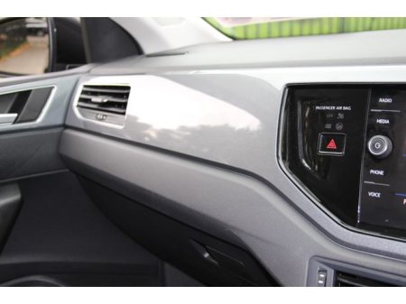 2018 Volkswagen Polo - photo 23
