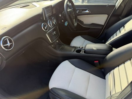 2015 Mercedes-Benz A-Class - photo 17