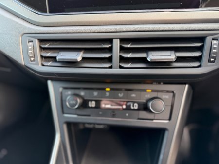 2019 Volkswagen Polo - photo 24