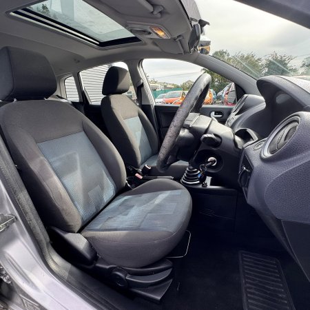 2006 Ford Fiesta - photo 20
