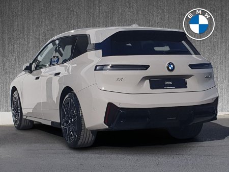 2026 BMW iX - photo 2