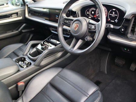 2024 Porsche Cayenne - photo 8