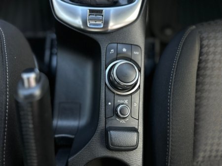 2017 Mazda Demio - photo 24