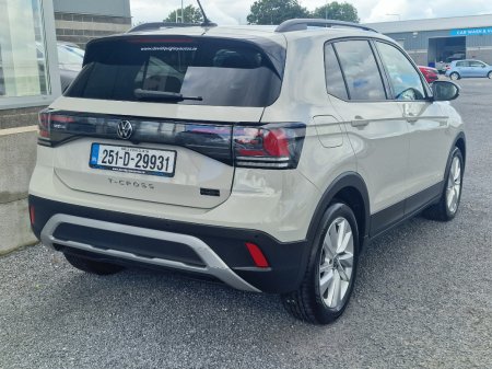 2025 Volkswagen T-Cross - photo 3