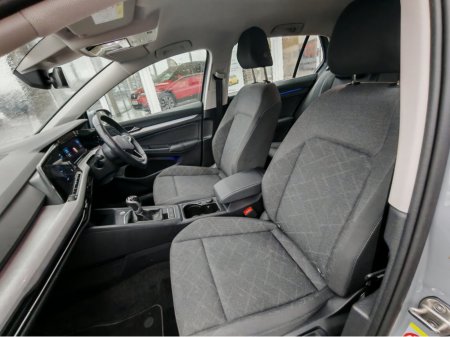 2024 Volkswagen Golf - photo 17