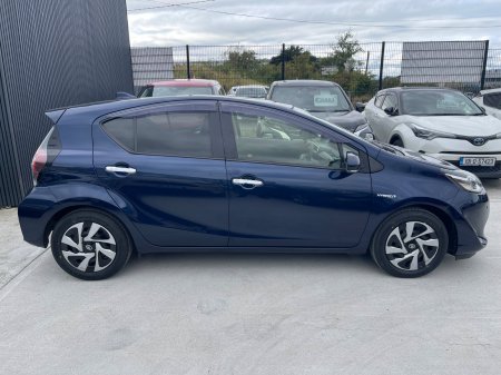 2020 Toyota Aqua - photo 8