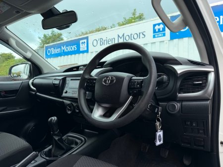 2022 Toyota Hilux - photo 6