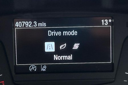 2020 Ford Fiesta - photo 32