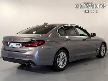 2023 BMW 5-Series - photo 3