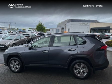 2022 Toyota RAV4 - photo 3