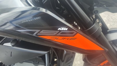2020 KTM Duke - photo 4