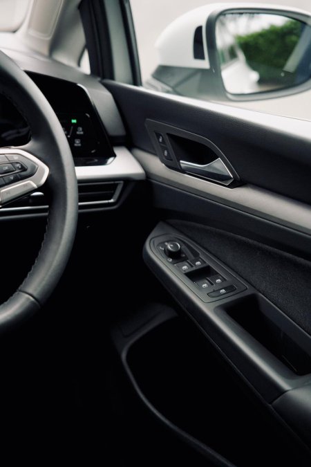 2023 Volkswagen Golf - photo 18
