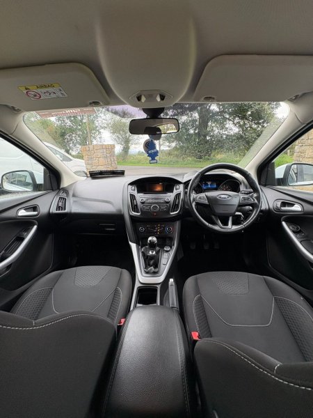 2016 Ford Focus - photo 6